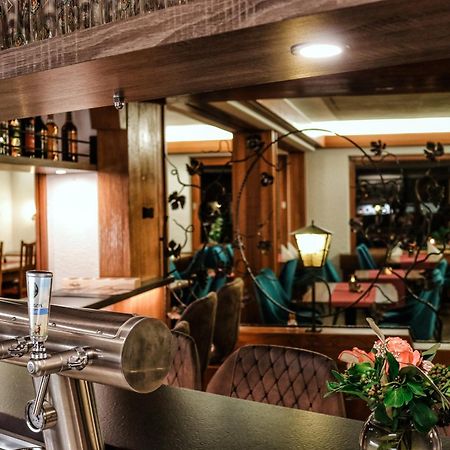 Hotel Restaurant Sonnenschein Pfalzgrafenweiler Екстериор снимка